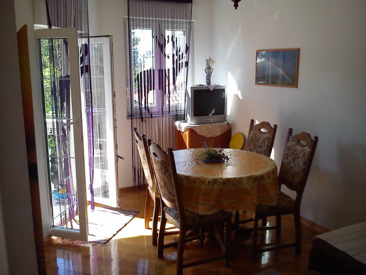 Apartmani Luja Novi Vinodolski Zewnętrze zdjęcie