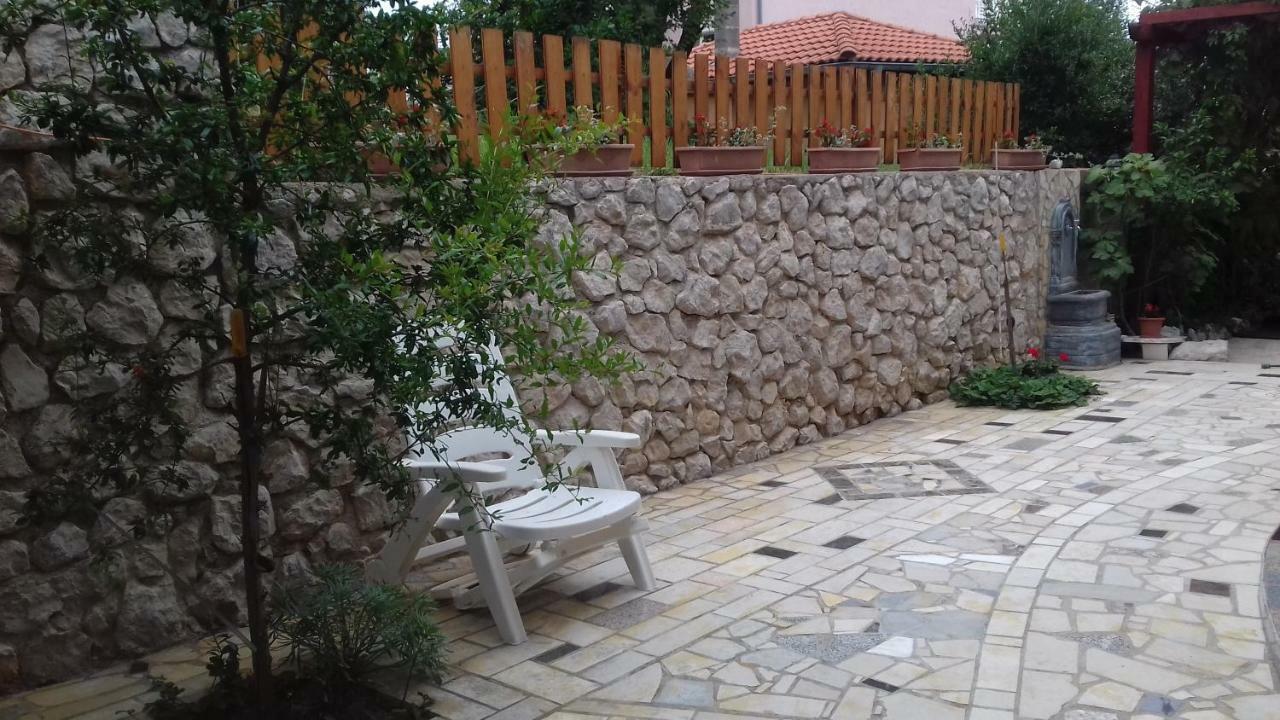 Apartmani Luja Novi Vinodolski Zewnętrze zdjęcie
