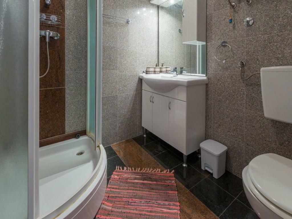 Apartmani Luja Novi Vinodolski Zewnętrze zdjęcie